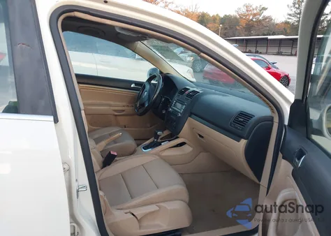 2008 Volkswagen Jetta Se/Sel from USA, damaged, VIN 3VWRM71K98M197650